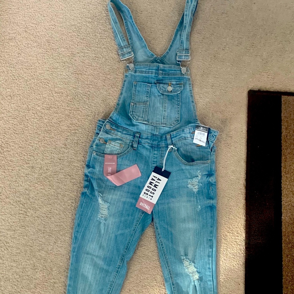 Rue 21 Almost Famous Overall, Size 3
